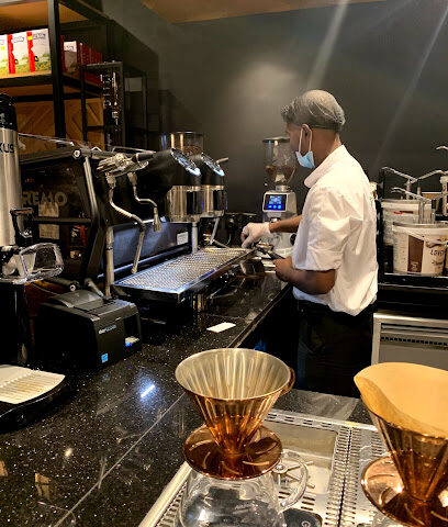 العنوان كافيه - الرياض - +966 59 000 3100