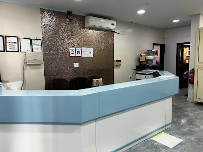 أطباء عيادة أسنان - القطيف - +966 13 863 0220