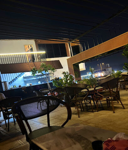 مطعم وكوفي شوب دندنة - نجران -