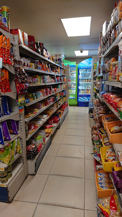 ميني ماركت الظهران هيلز ميني ماركت - Saudi Arabia|Dhahran 34472|Gharb Al Dhahran|74W6+CMG