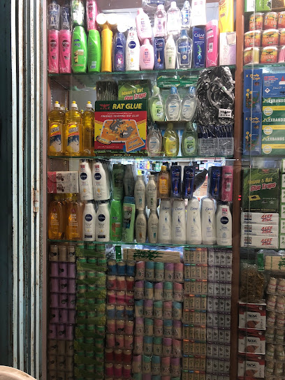 عبد الله عقلي لمستحضرات التجميل والخردوات ومواد التنظيف بالجملة - Saudi Arabia|Jeddah 22233|Al-Balad|Aljanobih Market