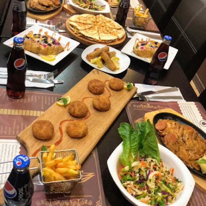 الديوان كافيه الفرع النسائي خلف العثيم شارع الأربعين - القريات - +966 55 641 0700