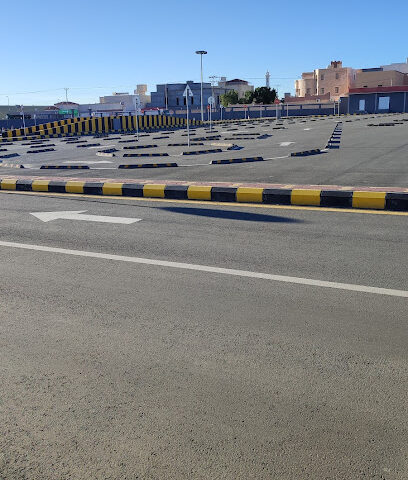 مدرسة دلة لتعليم قيادة السيارات - الطائف - +966 12 725 3350
