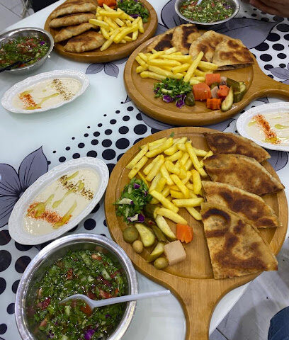 مطعم العمده - القريات - +966 55 979 1215