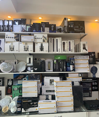 روكنستور - جدة - +966 50 882 5337