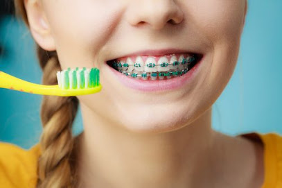 عيادة اسنان درر - عفيف - +966 11 724 4411