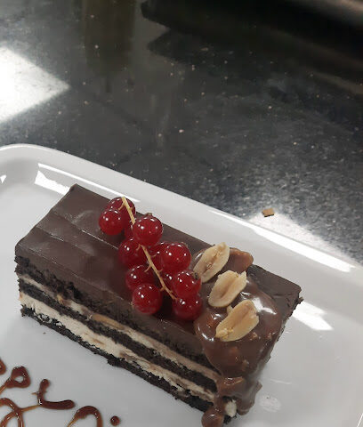 عرض لافين - جازان - +966 53 767 7736
