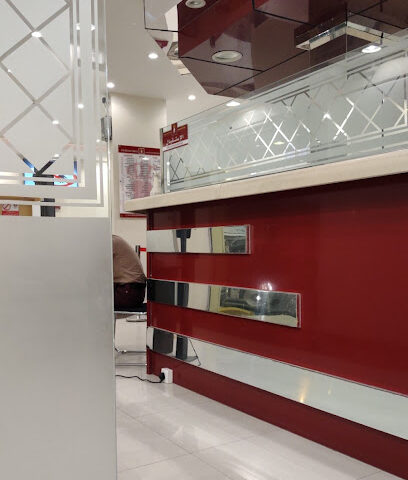 مركز كراون لطب الاسنان - بيشة - +966 17 620 2000