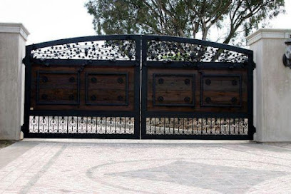 ورشة للحدادة والألمنيم وسيكوريت ومرايا - مكة المكرمة - +966 56 606 1058