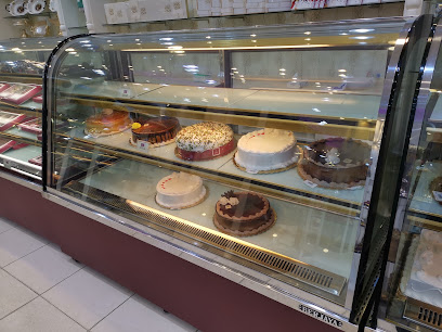 حلويات روز - الرس - +966 53 331 5692