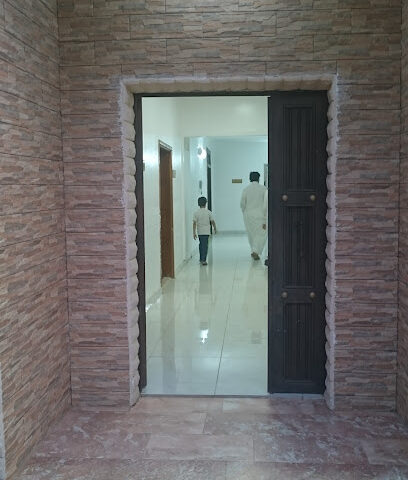 الدكتور / عبدالرزاق العمري لطب البديل - خميس مشيط - +966 50 537 7054