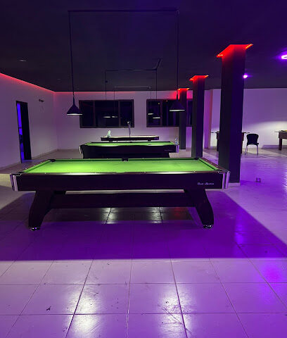 كوفي و صالة ألعاب سداسيات - ابو عريش - +966 53 698 2139