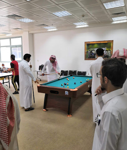 كلية هندسة وعلوم الحاسب - الخرج - +966 11 588 8300