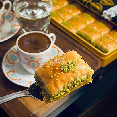 ملاذ للحلويات - ابو عريش - +966 53 021 8997