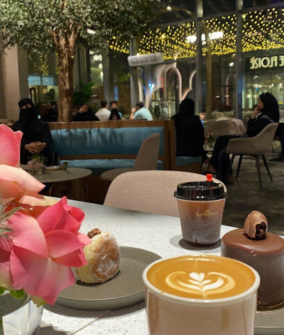 ليلي كافيه - الظهران - +966 50 451 0022