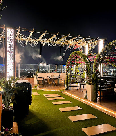 كوفي ولاونج سكاى جاردن - حفر الباطن - +966 13 721 8286