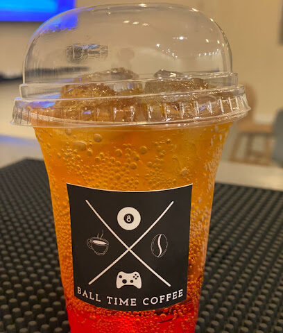 مقهى وقت المستديرة. - أملج -