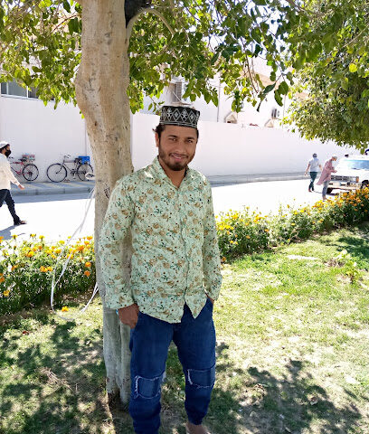رفسان احمد نعيم -  - +966 57 269 4381