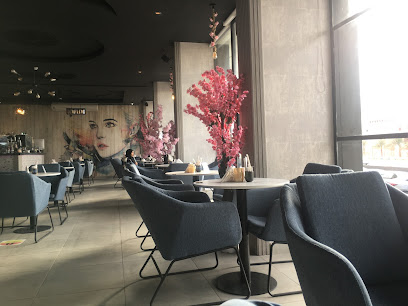 مقهى ثري دوز - الطائف - +966 54 566 6172