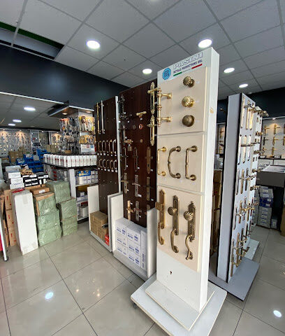 مقبل لأدوات ومواد البناء - الجبيل - +966 13 344 1616