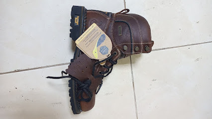 أصايل للأحذية والكفرولات - الدمام - +966 56 786 6679