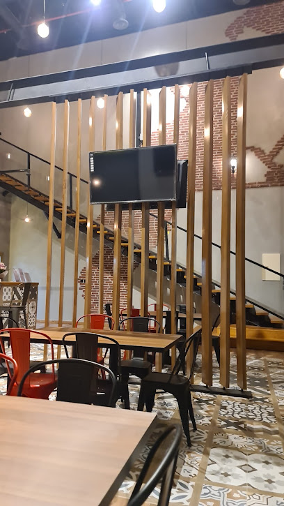 أجنحة الدجاج البلد أجنحة الدجاج - Saudi Arabia|Yanbu 46422|Al Sayadah|King Abdullah road