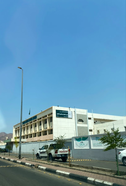 ثانوية الملك عبد العزيز - Saudi Arabia|Al Madinah Al Munawwarah 42313|Bani Harithah