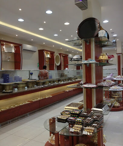 حلويات الركن العربي - شقراء - +966 55 517 0257
