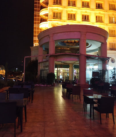 مقهى أعالي الهدا - الطائف - +966 56 633 1004