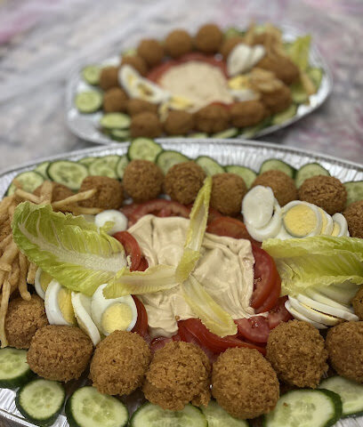 بوفيه سندويش مطعم قرية ركن الفلافل - الزلفي - +966 53 878 1255