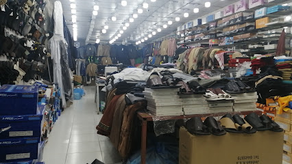 محل منيرة للملابس -  - +966 53 500 8240