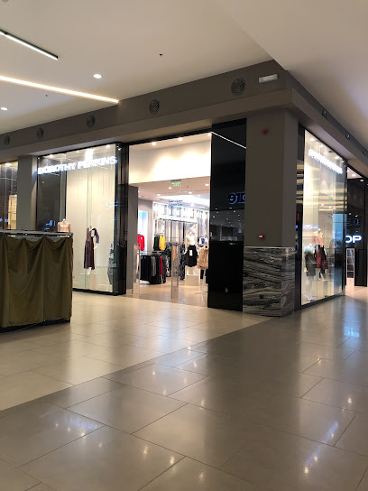 دوروثي بيركنز - Saudi Arabia|Riyadh|Al Russ Wadi Mall