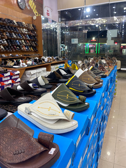 بحرالاصالة للملابس الرجالية شارع الستين - Saudi Arabia|Najran 66252|6726 4512