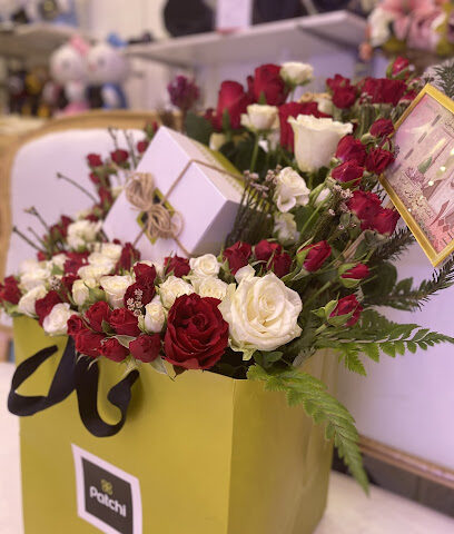 كوشات و استقبال ، ركن ضيافة ، ورد طبيعي ، تزيين السيارة ، حفلة تخرج ، مواليد وردة الزفاف Wedding rose - ابو عريش - +966 55 182 0255