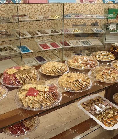 حلويات ركن المقصورة - بقيق - +966 50 741 0362