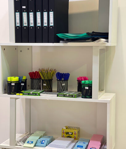 مكتبة ركن رسن - الرس - +966 50 633 1785
